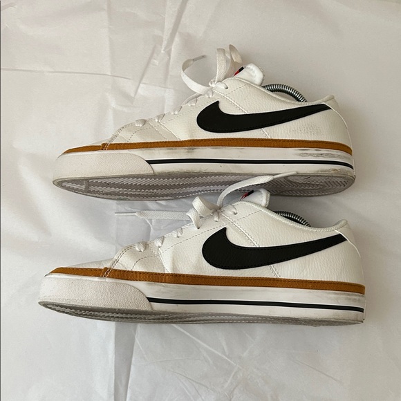 Nike Court Legacy White Sneakers with Black and Brown Details - Picture 3 of 9